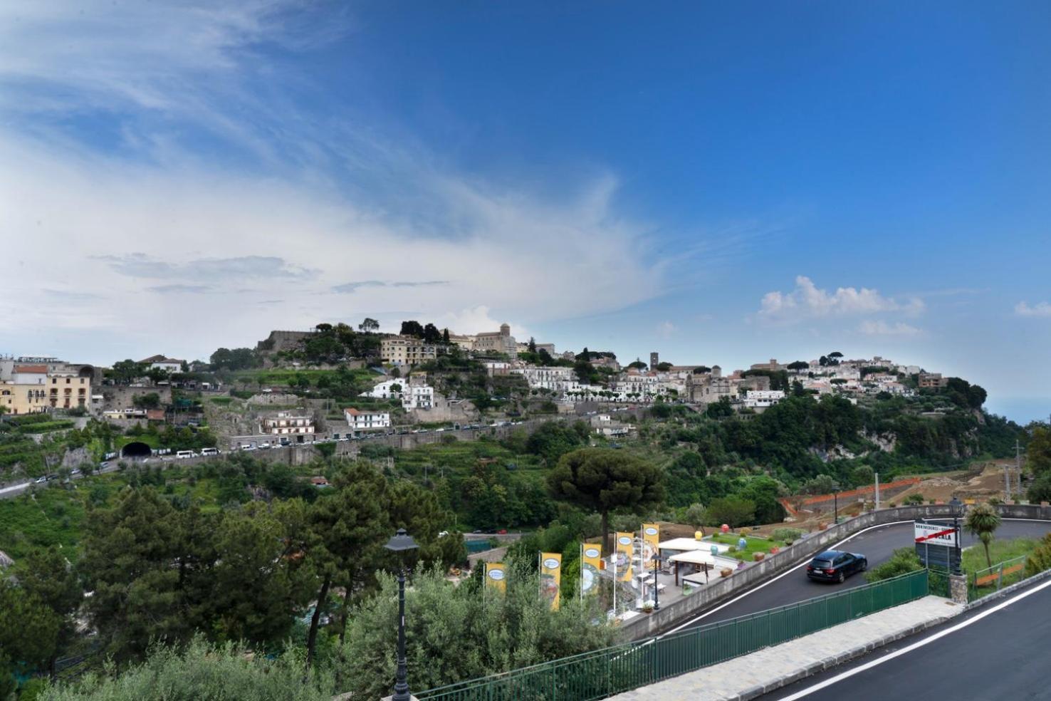Suites In The Amalfi Coast - Guesthouse With Terrace Near Amalfi - Breathtaking View Of Ravello Scala Exterior photo